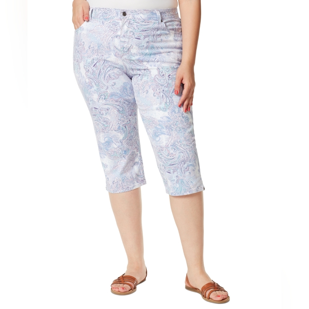 $20 Gloria Vanderbilt Amanda Capri Jeans Lavender Kisses Purple Paisley